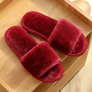 Winter Vrouwen Huis Slippers Faux Fur Warme Schoenen Vrouw Slip Op Flats Vrouwelijke Slides Zwart Roze Cozy Home Harige slippers