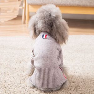 Kleding voor Herfst en Winter Knit Vest Truien voor Kleine Hond Grey Kleur Huisdier Trui Warm Twee Voeten Kleine hond Kleding