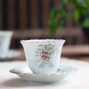 Blauw/witte schoteltjes met 2 figuren in een tuin 6 stuks, China 19e