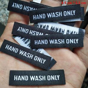 100Pcs Voorraad Iron Op Hand Wassen Alleen Zwart/Wit Damast Polyester Geweven Label Melt Lijm Verwarming tags