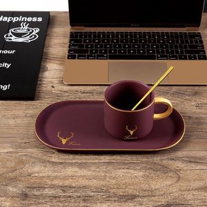 Europese Luxe Gouden Rand Keramiek Koffie Kopjes En Schoteltjes Lepel Sets Met Geschenkdoos Thee Sojamelk Ontbijt Mokken Dessert plaat