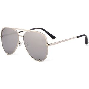 Flat Top Luchtvaart Zonnebril Vrouwen UV400 Retro Luxe Spiegel Zonnebril Voor Vrouwelijke Dames Metalen Frame Eyewear
