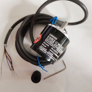 E6B2CWZ6C Omron Encoder E6B2-CWZ6C 20 30 40 60 100 200 360 400 500 600 1000 1024 1800 2000 2500P/R 5-24V