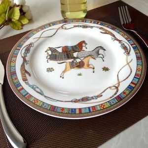 Luxe Bone China Servies Servies Set Jingdezhen Porselein Paard Westerse Schaaltje Woondecoratie Huwelijksgeschenken