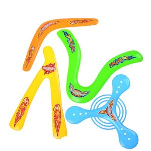 G 4 Stuks Sporting Throwback Plastic Vliegende Speelgoed Kids 4 Vormen Kleurrijke Boomerang Lichtgewicht Terugkerende Throwback Speelgoed