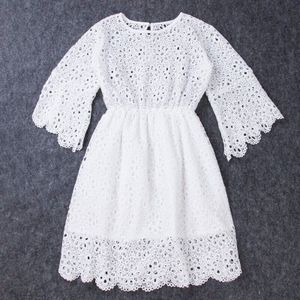 Mode Familie Bijpassende Kleding Moeder Dochter Jurken Vrouwen Floral Lace Jurk Meisje Mini Jurk Mom Baby Meisje Party Kleding