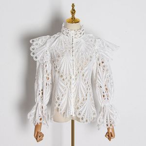 Vgh Vintage Hollow Out Ruffle Shirt Vrouwelijke Coltrui Flare Lange Mouwen Embriodery Blouse Damesmode Lente Kleding