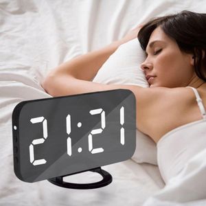Led Voice Control Digitale Wekker Groot Aantal Display Snooze Elektronische Horloge Kalender Woondecoratie Lichtgevende Klok