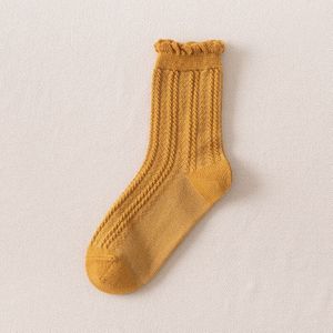 Stroken Ruffle Sokken Japanse Stijl Kawaii Leuke Katoenen Sokken Vrouw Harajuku Retro Casual Effen Kleur Wit Zwart Beige Crew Sokken