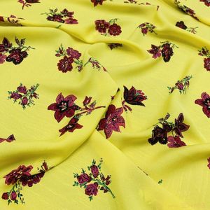 140Cm Breed 18Mm Rode Bloemenprint Gele Zijde Crêpe Stof Voor Zomer Dress Shirt Cheongsam Pak Broek G041