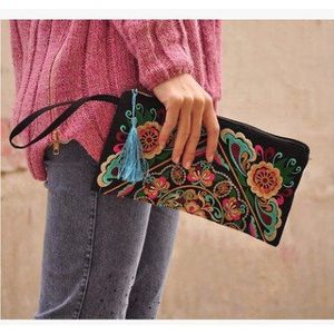 Mode Geborduurde Vrouwen Winkelen Handtassen! Match Bloemen Borduurwerk Dame Dag Cluthes Veelzijdige Handgemaakte Etnische Clutch tassen