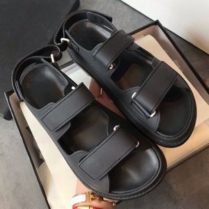 Vrouwen Sandalen Zachte Drie Kleur Stiksels Dames Sandalen Comfortabele Platte Sandalen Open Teen Strand Schoenen Vrouw Schoenen