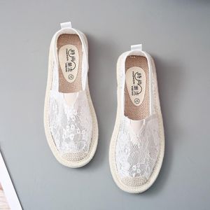 Zomer Kant Platte Schoenen Vrouwen Casual Visser Flats Dames Hollow Ademend Air Mesh Lichtgewicht Soft Pailletten Luie Loafers