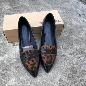 Mode Lente Vrouwen Flats Schoenen Luipaard Print Schoenen Vrouw Grote Maat EU41 Puntschoen Slip Op Instappers Dames Casual flats