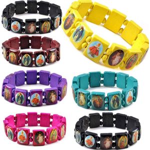 16 Stks/partij Multicolor Jesus Hout Armbanden Vrouwen Mannen Kleurrijke Wooden Saints Rozenkrans Religieuze Voor Beste Vrienden