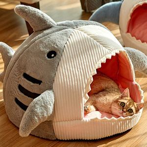 Ingesloten Warm Cat Bed Voor Draagbare Huisdier Bedden Zoete Kittens Mand Kussen Kat Kussen Mat Tent Puppy Nest Grot Katten huis Goederen