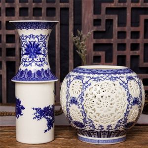 Jingdezhen Hollow Keramische Vaas Chinese Blauw En Wit Doorboord Vaas Woonkamer Decoratie Porselein Bloemenvaas