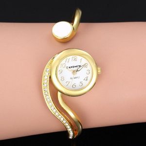 Goud Zilver Bangle Horloge Vrouwen Klok Elegante Top Rhinestone Twisted Band Lady Horloges Reloj Mujer Montre Armband Femme