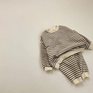 Autumn Newborn Kids Baby Boys Girls Stripe Clothing Sets Long Sleeve Sweatshirt Tops Harem Pants Children Toddler Clothes Suit