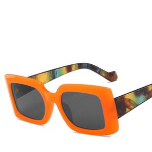 Yooske Mode Vierkante Zonnebril Mannen Luxe Zonnebril Voor Vrouwen Kleine Frame Zwarte Brillen Tinten UV400