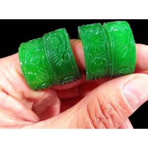 Natuurlijke Groene Jade Ringen Voor Mannen Vrouwen Ring Hand-Gepolijst Jade Hand Gesneden Patroon Jade Ring Emerald ringen 1 Stuk