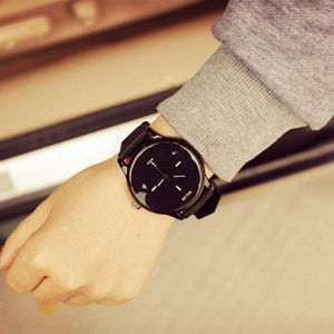 Zwart Wit Paar Horloges Tafels Mode Ban Kleur Analoge Big Dial Mannen Vrouwen Siliconen Horloge Jurk Klok Unisex Quartz Horloges