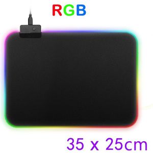 Rgb Gaming Muismat Grote Muismat Led Backlight Computer Mousepad Draadloze Oplader Grote Muis Tapijt Voor Toetsenbord Bureau Mat