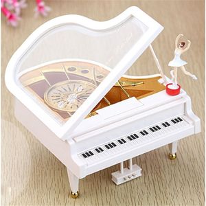 Vintage Music Box Mini Piano Roterende Ballerina Dancer Tafel Decor