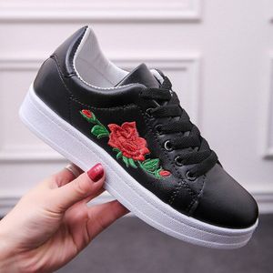 Gedrukt Vrouw Casual Schoenen Vrouwen Canvas Schoenen Tenis Feminino Lace-Up Vrouwen Sneakers Bloemen