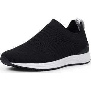 Slip On 'Into Ms'