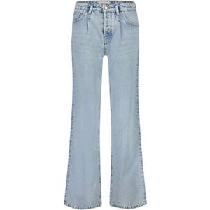 Bundfaltenjeans