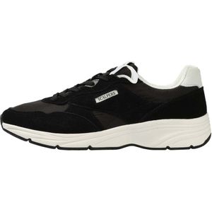 James Sneakers ' '