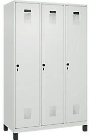 C+P Evolo Plus garderobekast, 3 vakken, 400 mm vakbreedte, met poten, rechts scharnierend, soft-close, inbraakwerend, B 1200 x D 500 x H 1950 mm, veiligheidsslot met draaigrendel, lichtgrijs RAL 7035/lichtgrijs RAL 7035