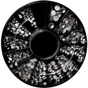 Doosje met nageljuwelen 03