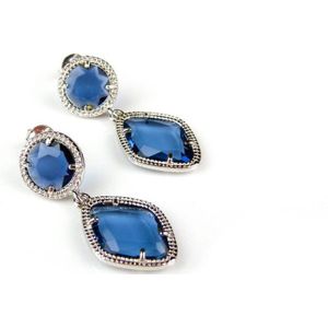 Zilveren oorringen oorbellen Model Tango gezet met blauwe stenen