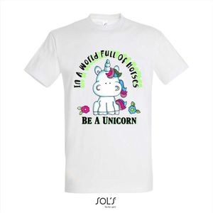 T-shirt In a world full of horses be a Unicorn - T-shirt wit - 6 jaar