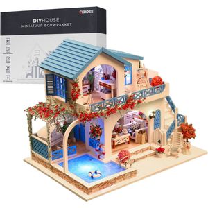 Miniatuur Bouwpakket Volwassenen - Houten Modelbouw - Blue and White Town - Met LED, Stofkap, Gereedschap en Muziekdoosje