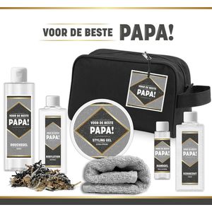 Geschenkset ''Voor De Beste Papa"" - 7 Producten | Giftset Voor Hem - 800 Gram - Toilettas - Vaderdag - Vader - Cadeau Man - Verjaardag - Bodylotion - Douchegel - Styling Gel - Scrubzout - Zwart - Goud - Grijs