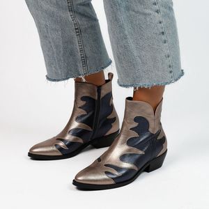 Manfield - Dames - Blauwe leren cowboy laarzen met metallic details - Maat 37