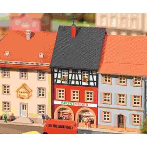 Faller - Stadhuis Sport Meder - modelbouwsets, hobbybouwspeelgoed voor kinderen, modelverf en accessoires