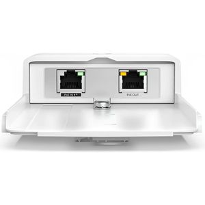 Ubiquiti Long-Range Ethernet Repeater