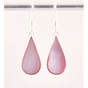 Druppelvormige zilveren oorbellen met roze parelmoer