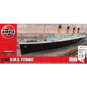 1:700 Airfix 50164A R.M.S. Titanic - Gift Set Plastic Modelbouwpakket