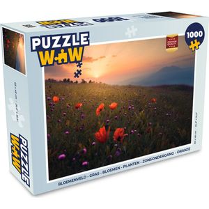 Puzzel Bloemenveld - Gras - Bloemen - Planten - Zonsondergang - Oranje - Legpuzzel - Puzzel 1000 stukjes volwassenen