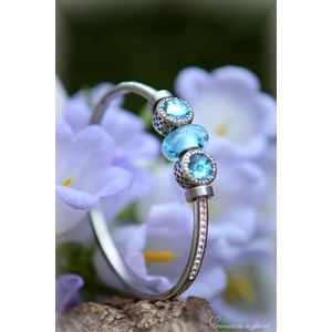 Urn-gedenk Dames Armband rvs zilver Bangle met Crematie-as Glas Bedel met Zirkonia's én 925 Zilver Sparkling Zirkonia Turquoise Bedels -2 rvs Stoppers- Armband Voor Dames-Herinneringssieraad-Assieraad-Crematie-as verwerking in glas-Herdenkingssieraad