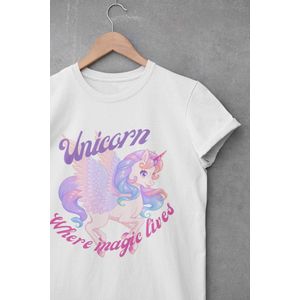 Shirt - Unicorn where magic lives - Wurban Wear | Grappig shirt | Leuk cadeau | Unisex tshirt | Unicorn | Eenhoorn | Sprookjeswonderland | Regenboog | Dieren | Zoekwoord | Wit