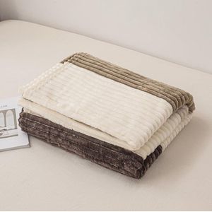 Knuffeldeken 160 x 200 cm Fluffy Bedsprei Fleece Deken Flanellen Deken Bankdeken omkeerbare deken als Bankgooi of Woonkamerdeken
