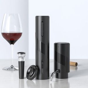 4-in-1 Elektrische Wijnopenerset met Wijnkaraf, Beluchter en Geschenken – Perfect voor Bruiloften en Feesten