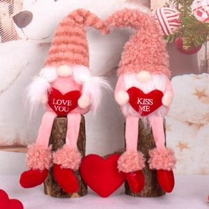 Koppel Kabouter - Koppel Gnome - Mascotte met hart & het opschrift ""Kiss Me"" - een roze boucléhoed Perfect als Valentijnsdagcadeau voor een geliefde - 2 stuks