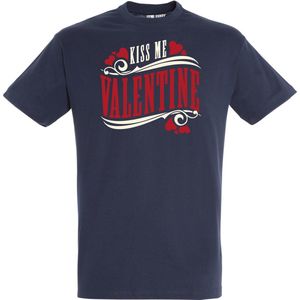 T-shirt Kiss Me Valentine | valentijn cadeautje voor hem haar | valentijn | valentijnsdag cadeau | Navy | maat XS